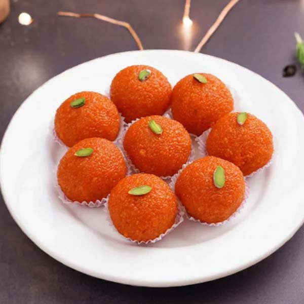 Mothichur Laddu / మోతిచూర్ లడ్డు