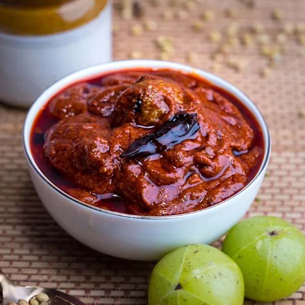 Usiri (Mudi) / ఉసిరికాయ పచ్చడి (ముడి)